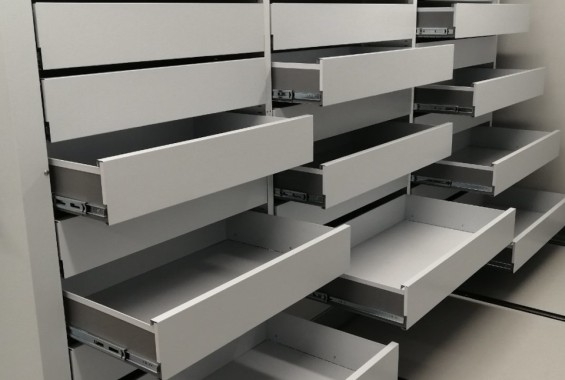 Шкафы с выдвижными ящиками для чертежей